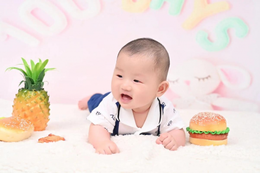 瑞安怀孕多久会觉得饿
